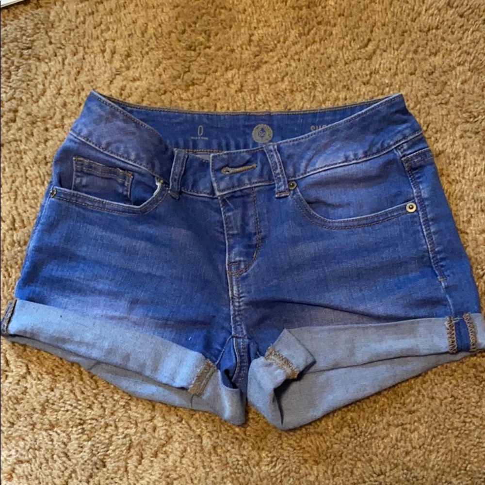 SO shortie jean shorts